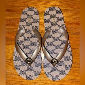 Michael Kors 'MK signature'thong flip flops sandals
